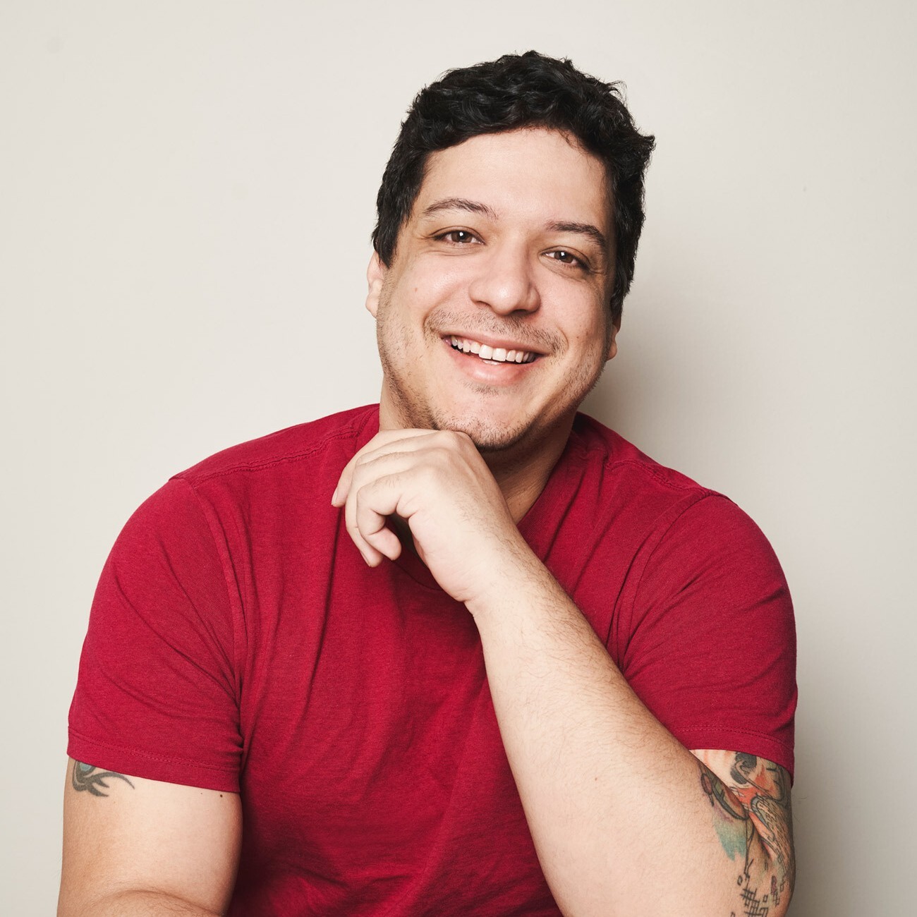 Headshot of Dara Bernstein.