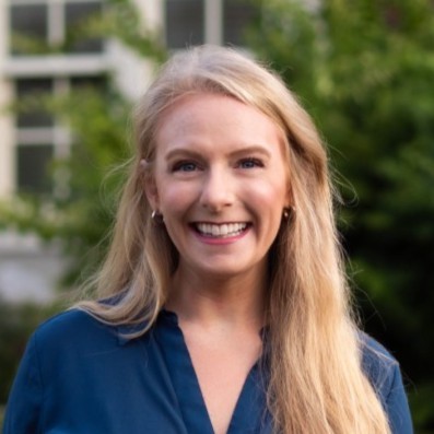 Headshot of Sarah Woods.